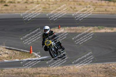 media/Apr-19-2025-AHRMA (Sat) [[3d98ca3309]]/Race/Group 8/Turn 4/